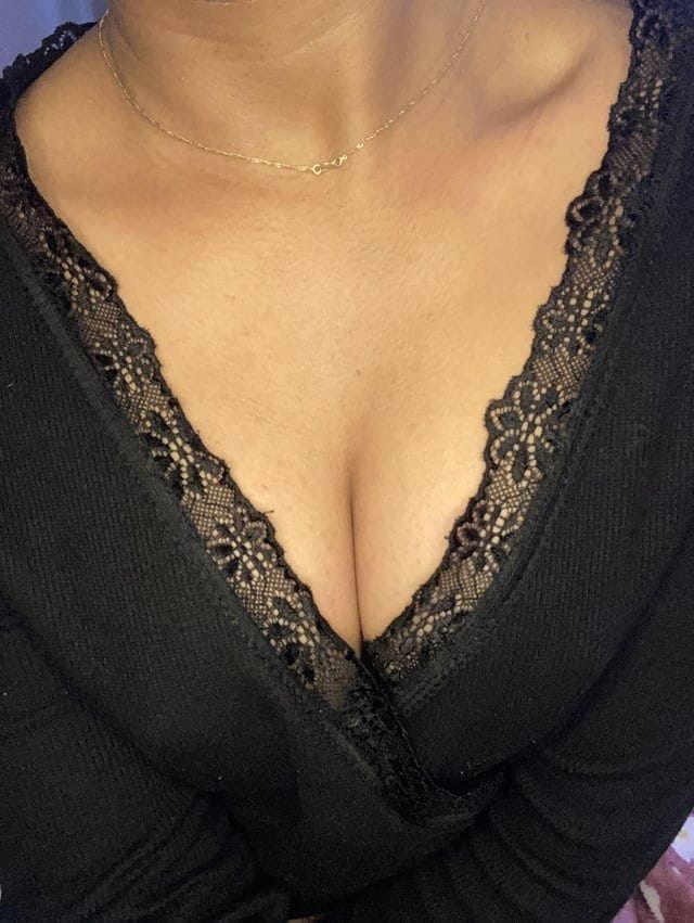 Nepalese Married milf Showing Up for Money Online - Additional Image